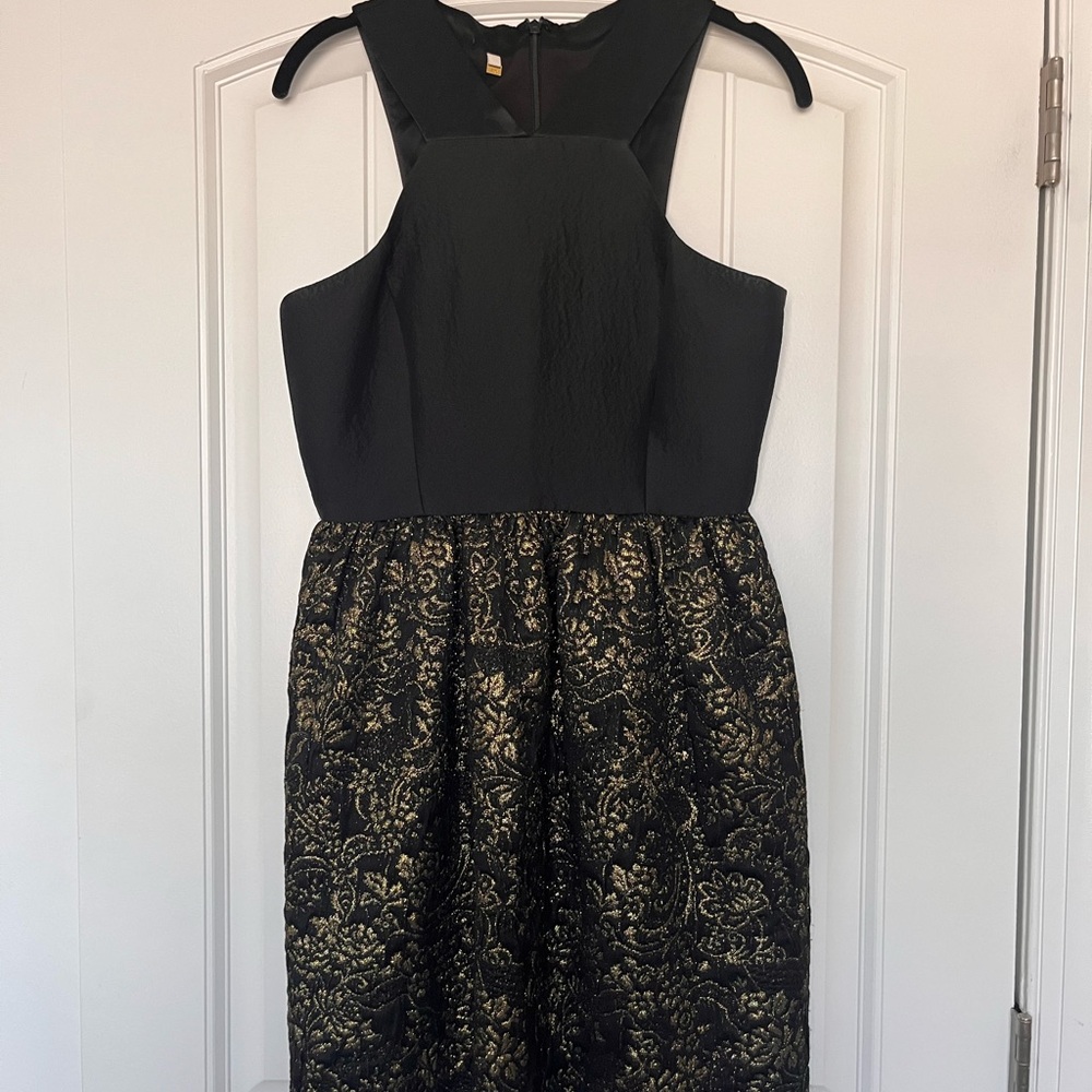4.collective Black and Gold Damask Mini Skater Dress Size 4 - Picture 2 of 16